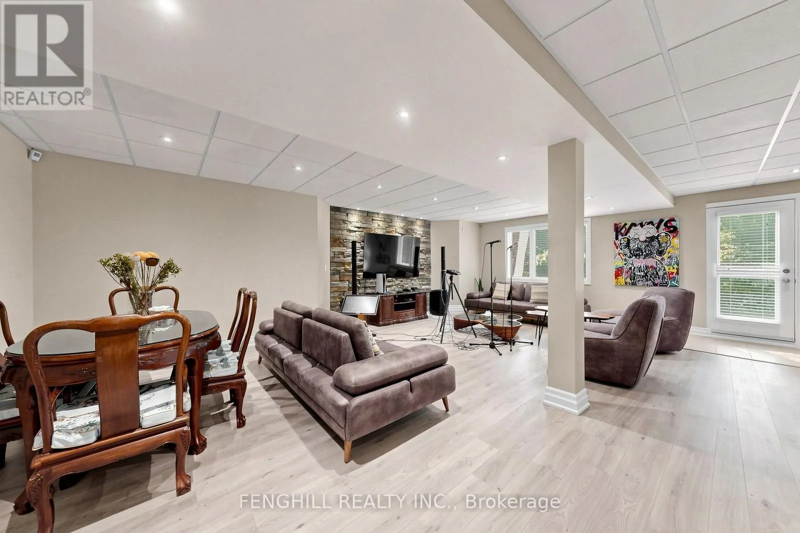 2 EARL COOK DRIVE