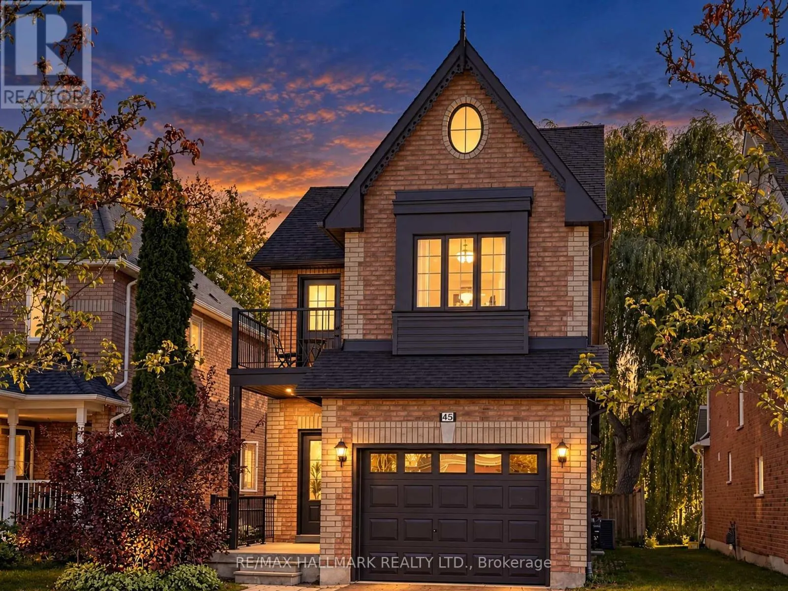 45 COLONIAL CRESCENT