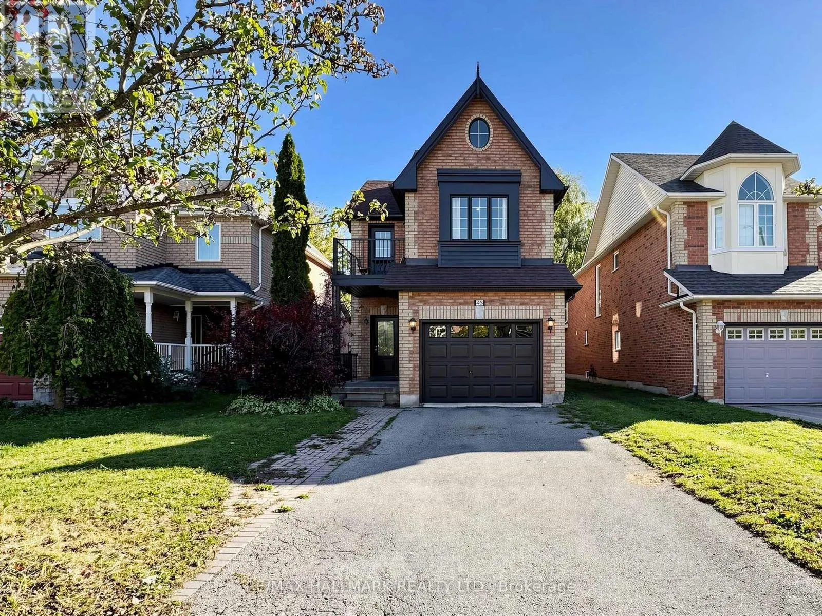 45 COLONIAL CRESCENT