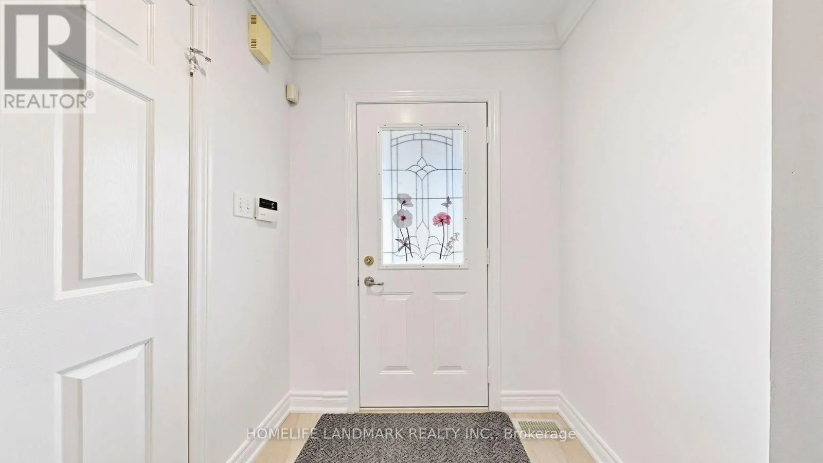 737 CABOTO TRAIL
