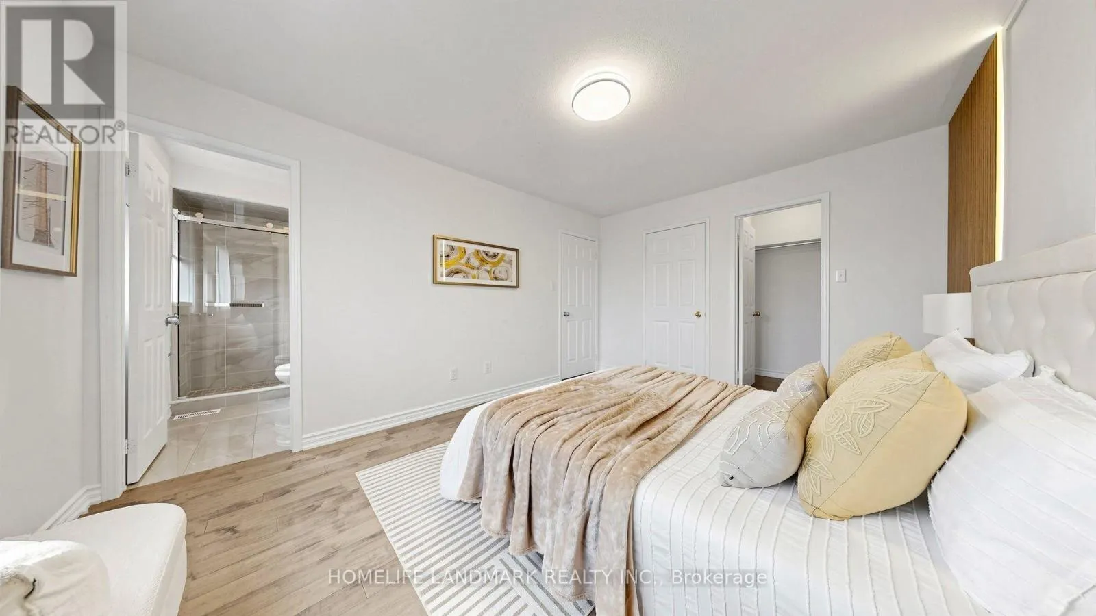 737 CABOTO TRAIL