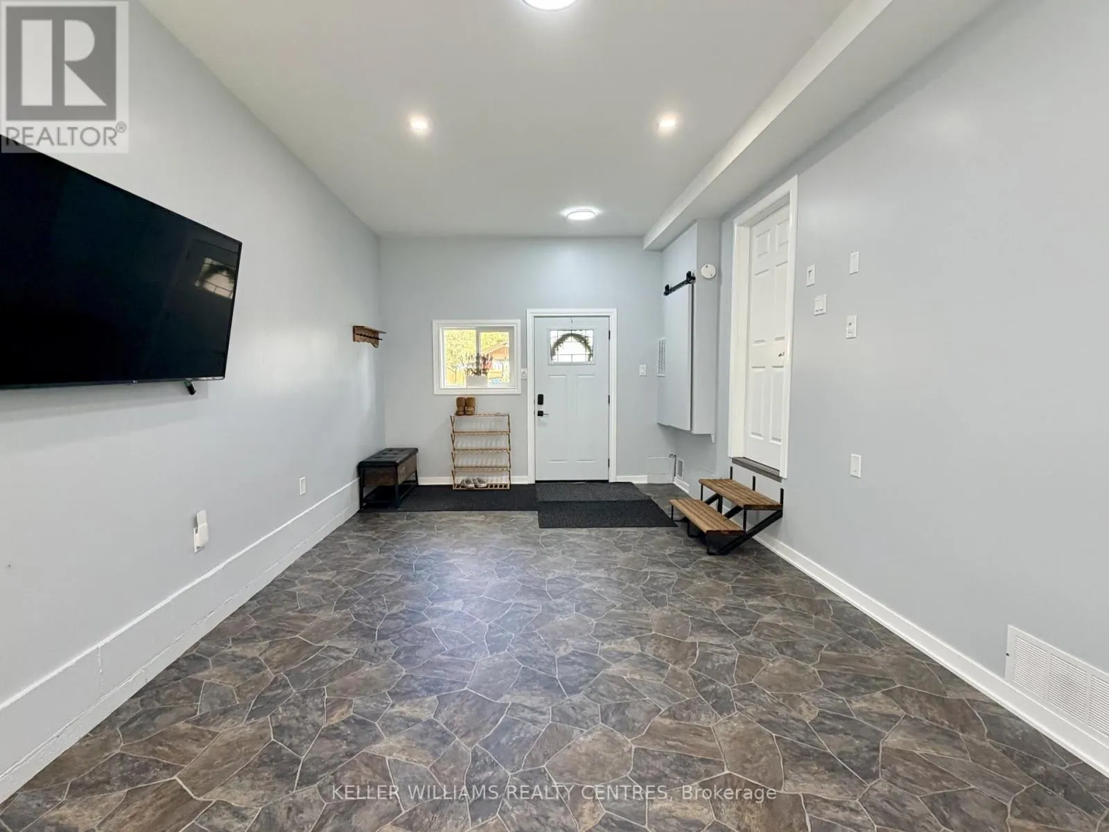 18 BUSHEY AVENUE
