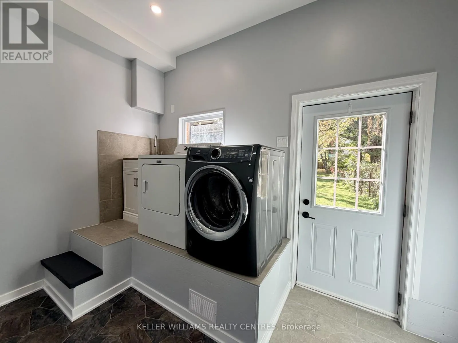 18 BUSHEY AVENUE