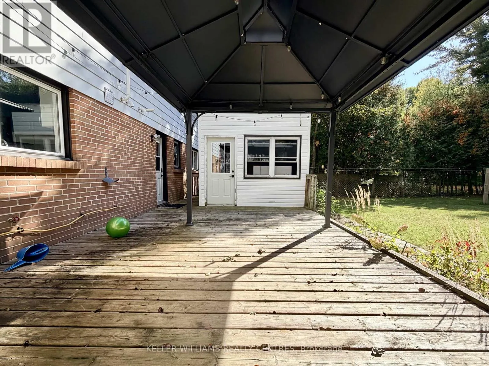 18 BUSHEY AVENUE