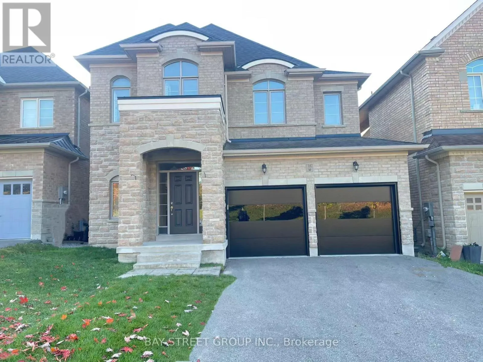 35 WALTER TUNNY CRESCENT