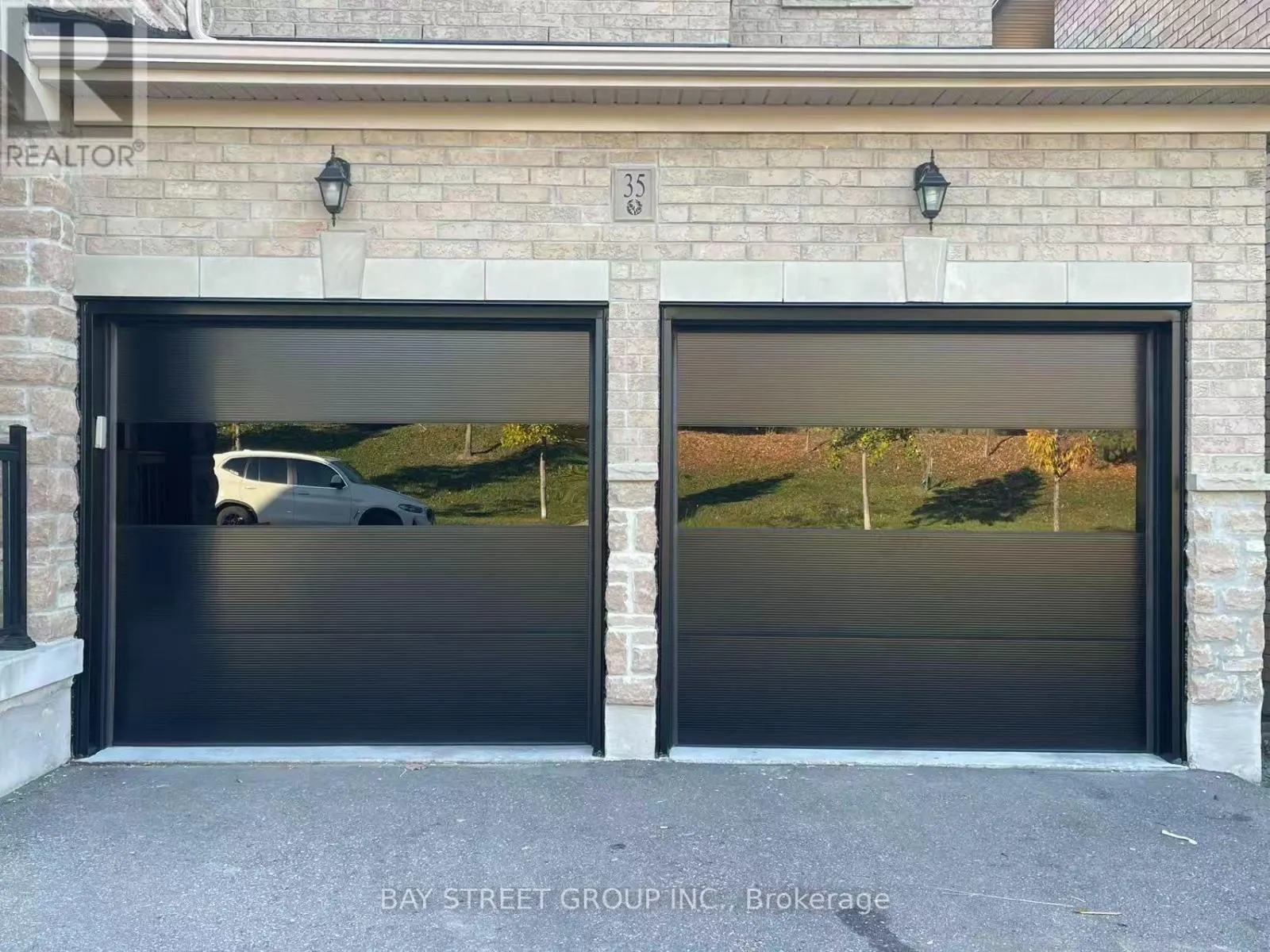 35 WALTER TUNNY CRESCENT