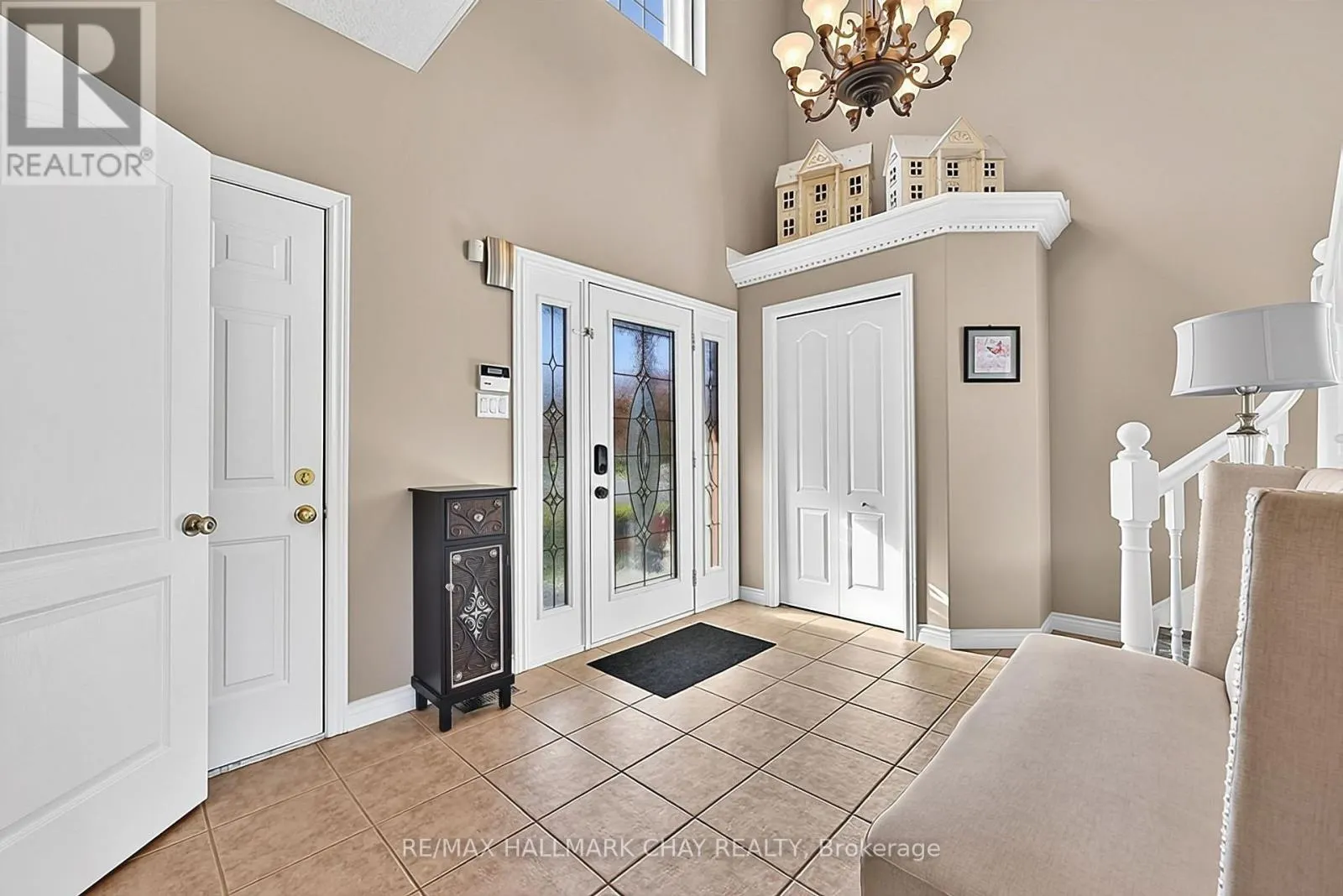 2 SHEPHARD AVENUE
