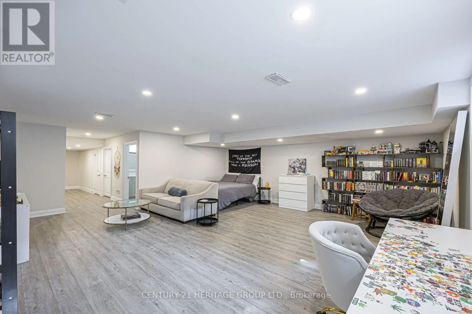 27 LOWTHER AVENUE
