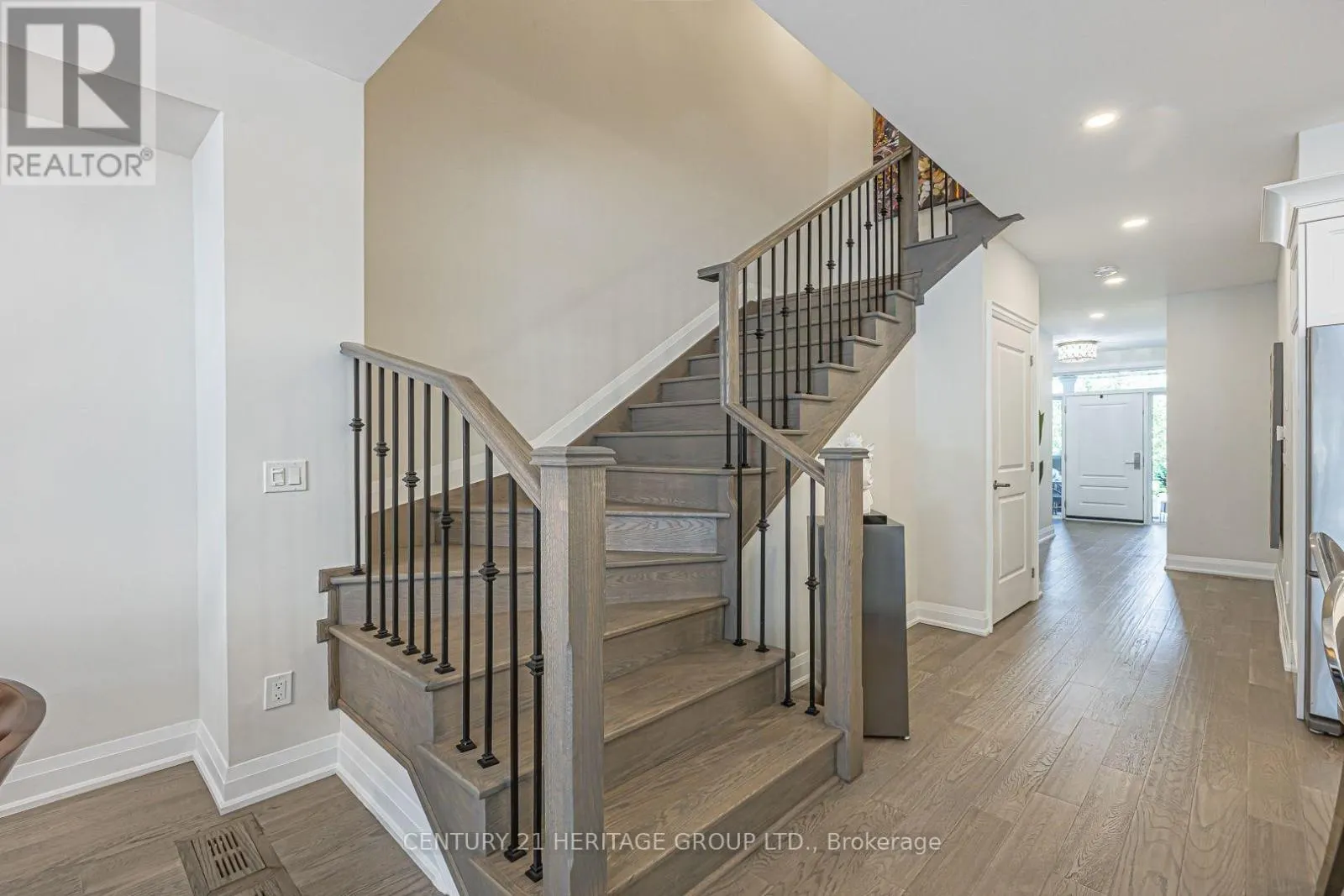 27 LOWTHER AVENUE