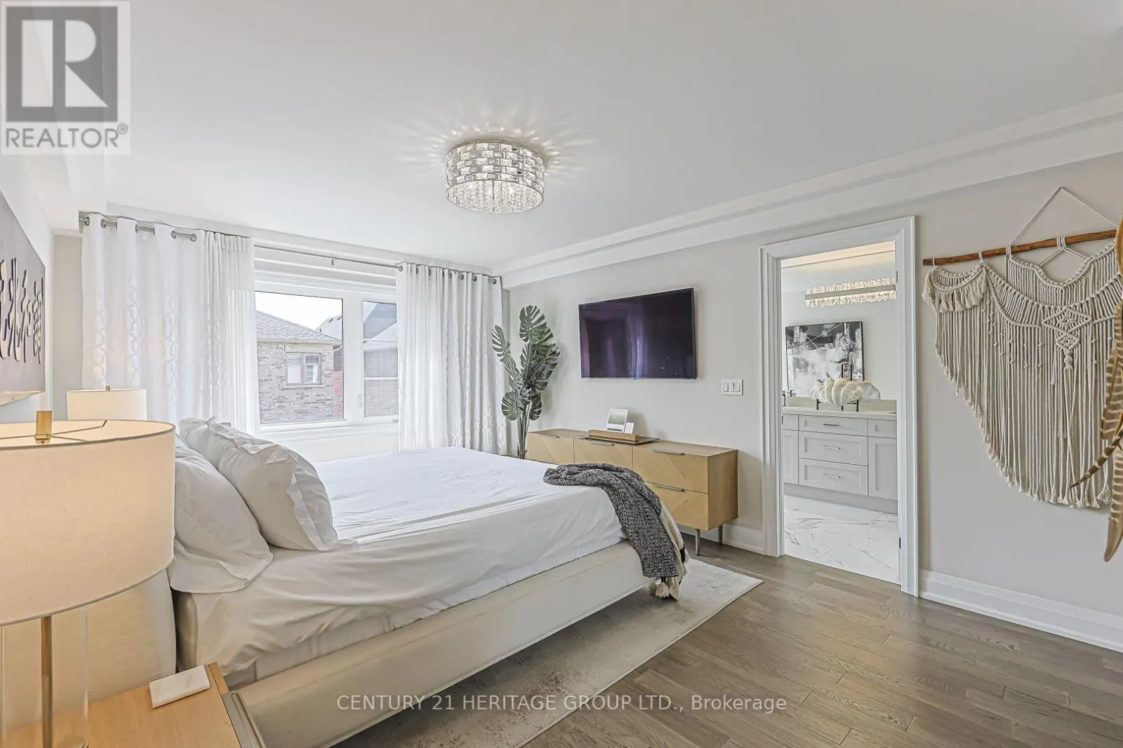 27 LOWTHER AVENUE