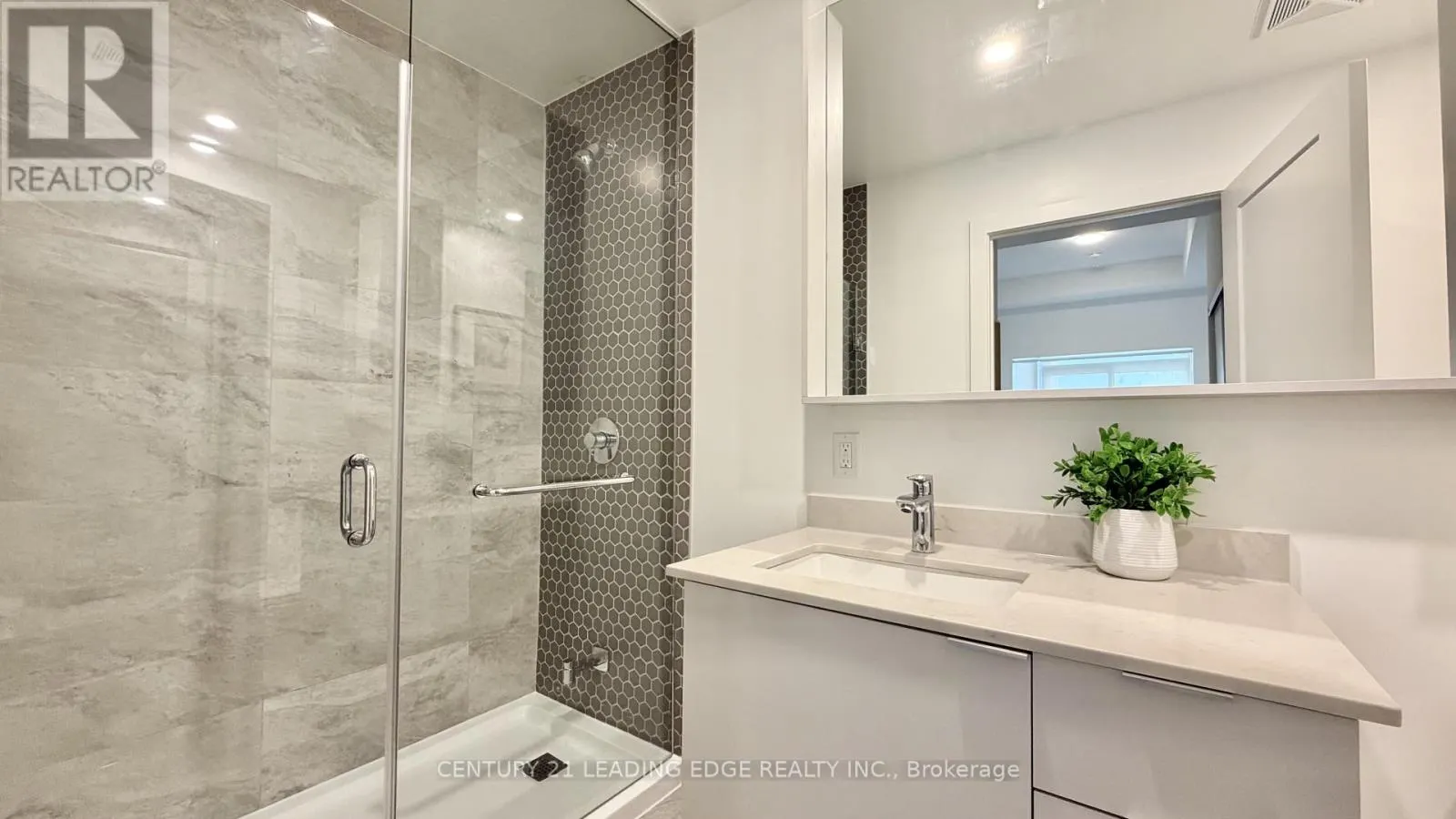 133 - 8 CEDARLAND DRIVE