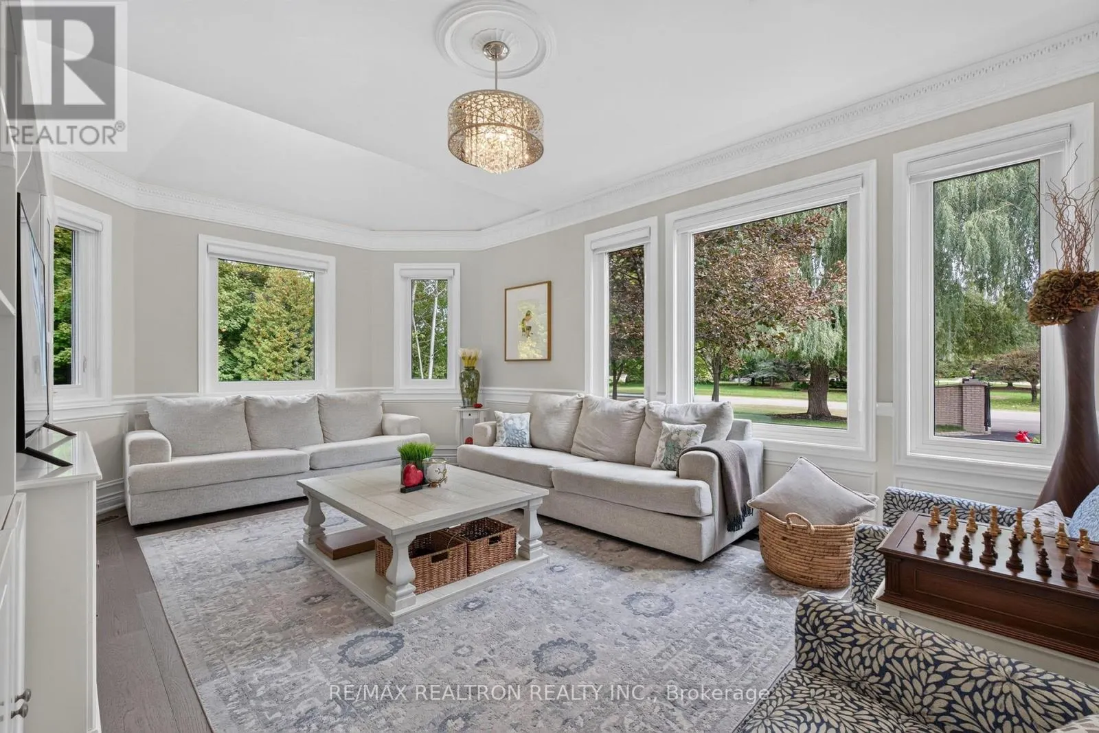 37 OFFORD CRESCENT