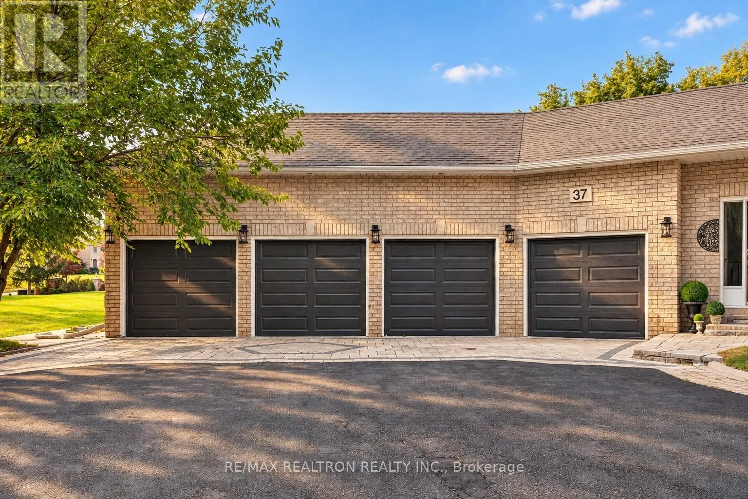 37 OFFORD CRESCENT