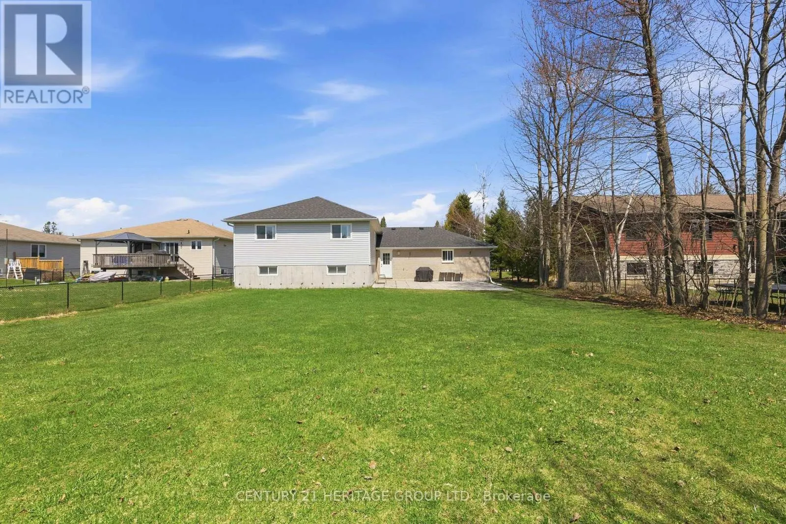 27 CREEK DRIVE