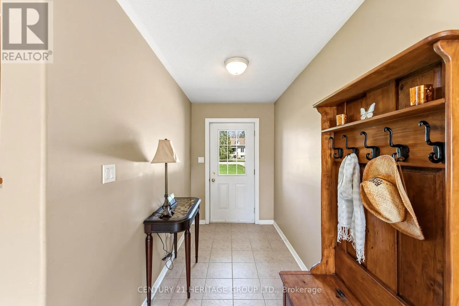 27 CREEK DRIVE