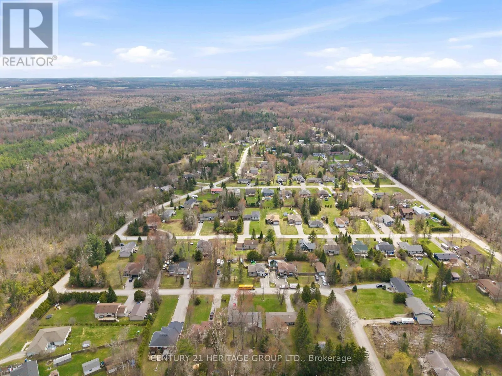 27 CREEK DRIVE