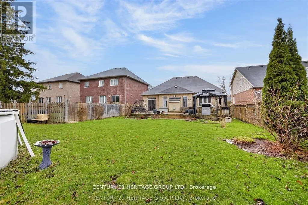 136 RIVEREDGE DRIVE