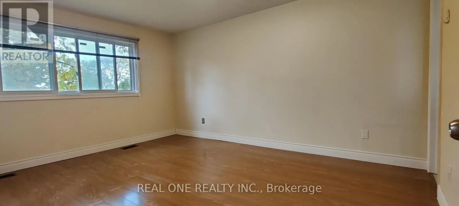 UPPER - 93 SOUTHDALE DRIVE