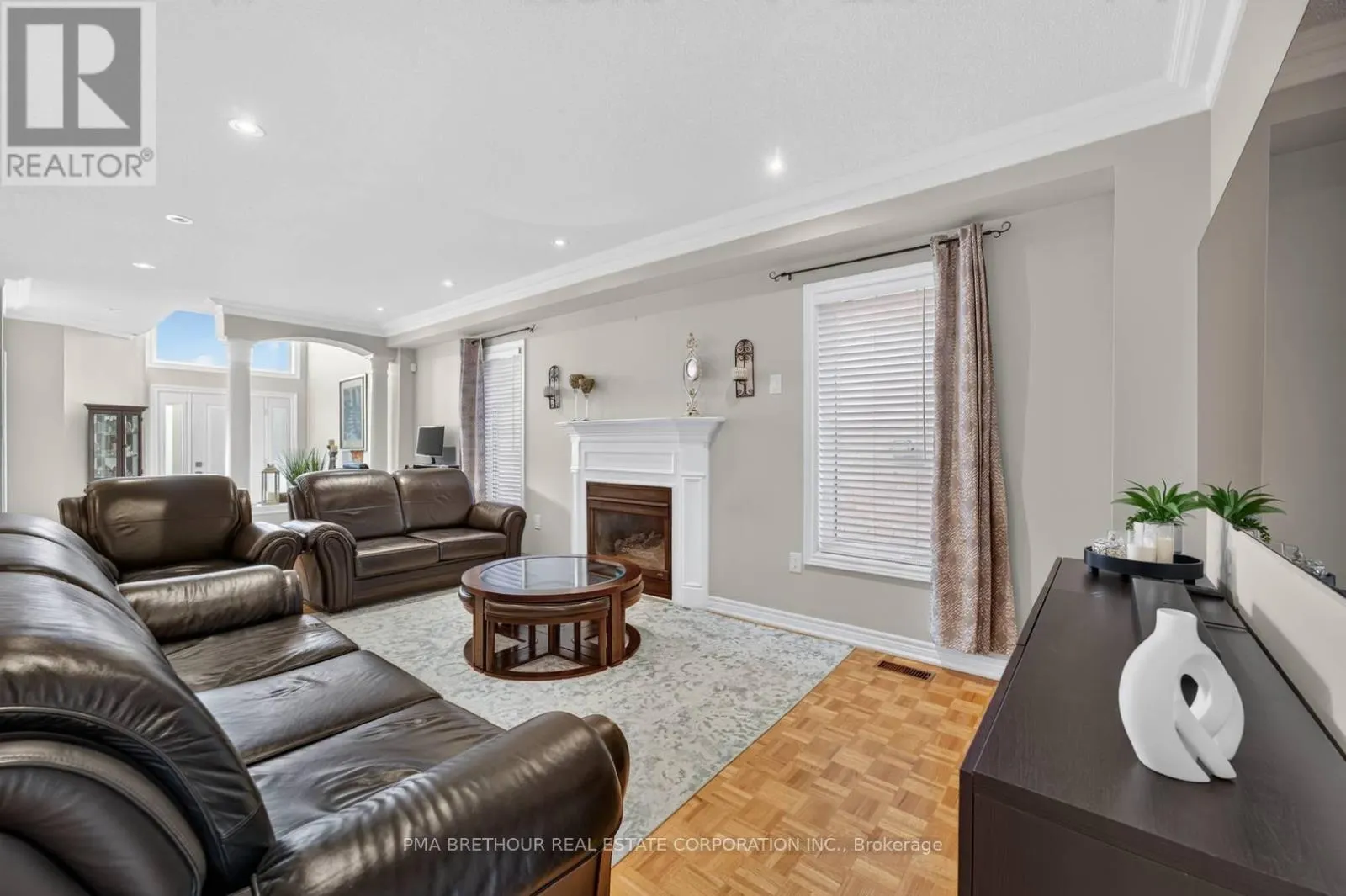 70 CASTILLIAN DRIVE