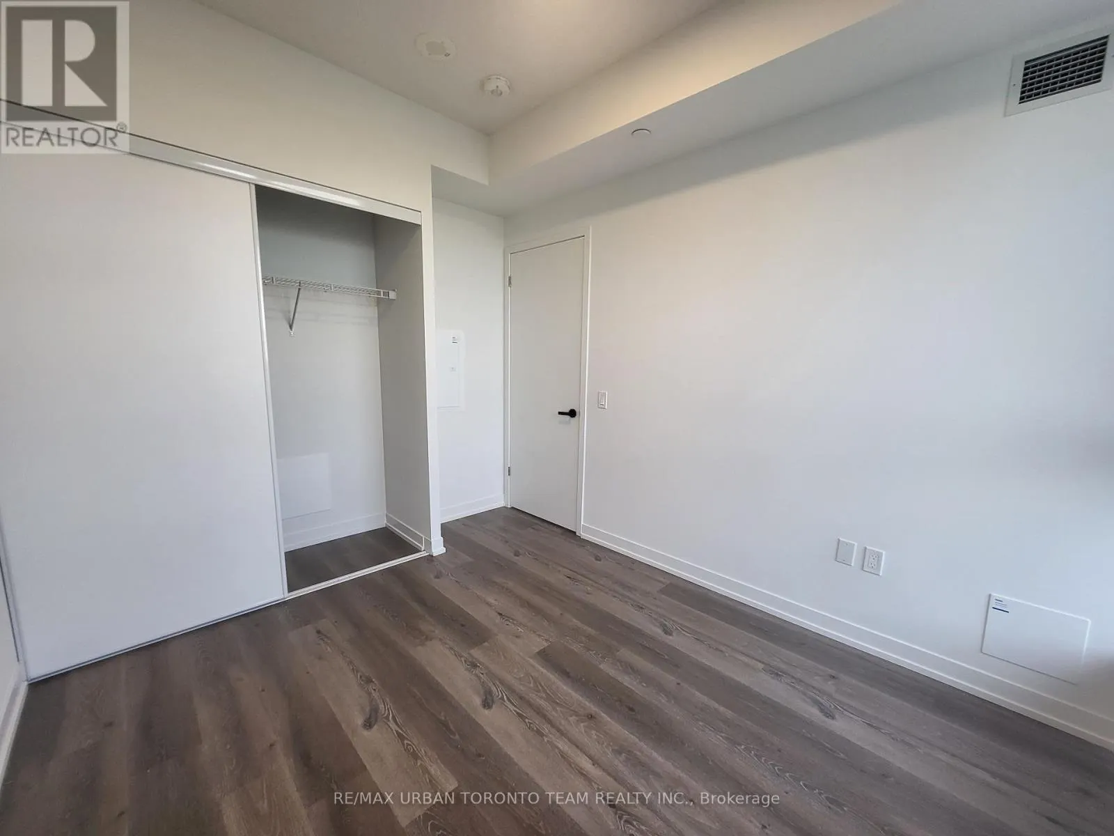 515 - 225 COMMERCE ST STREET