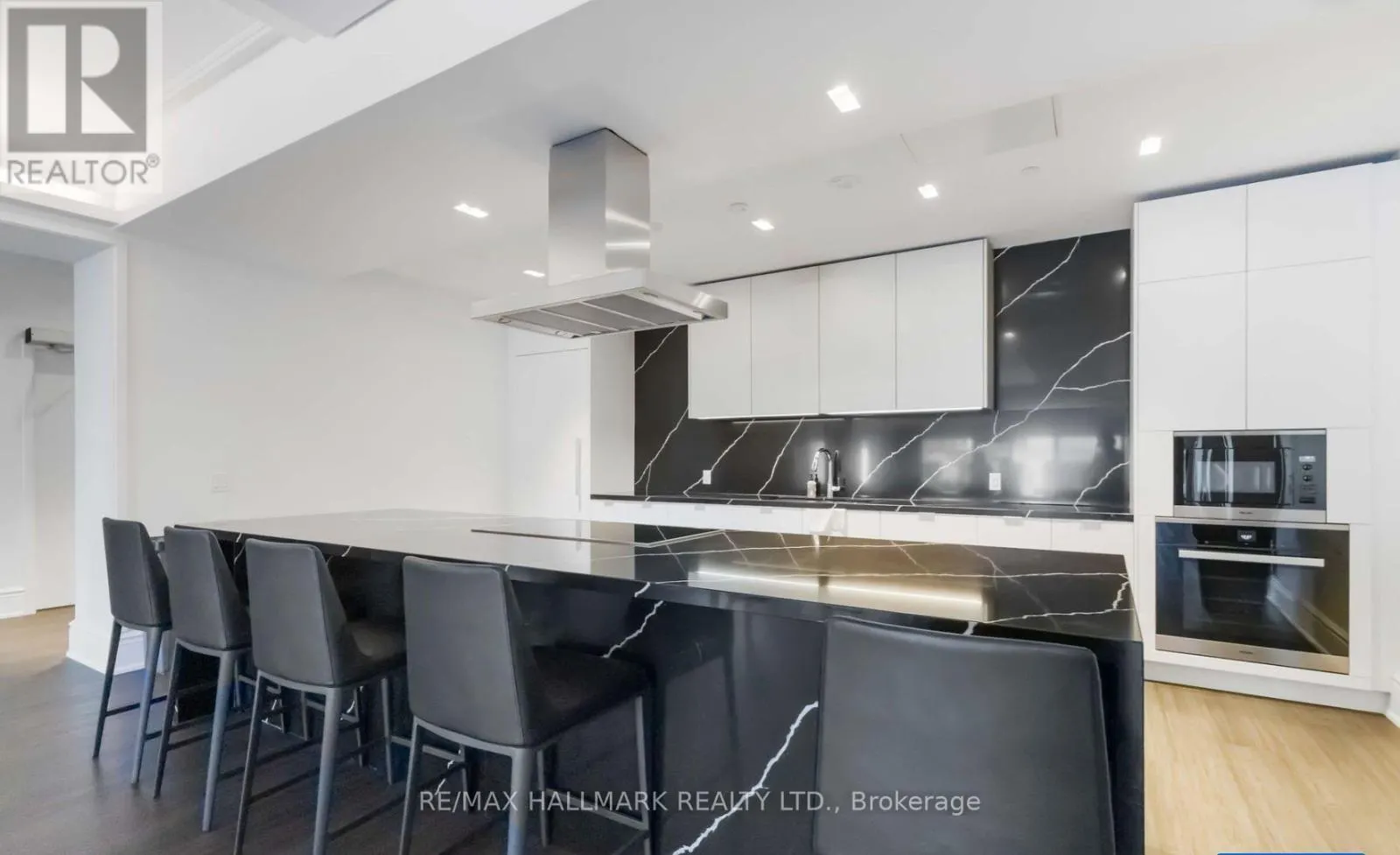 1211 - 9 CLEGG ROAD