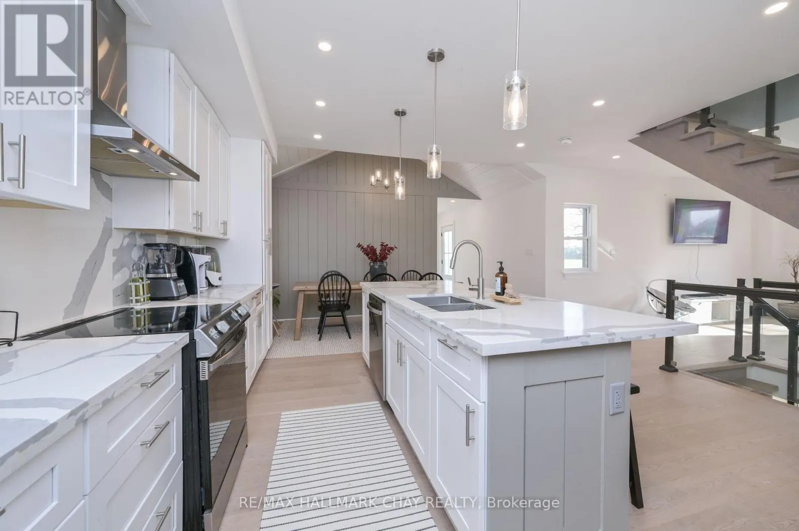 5445 CONCESSION RD 6