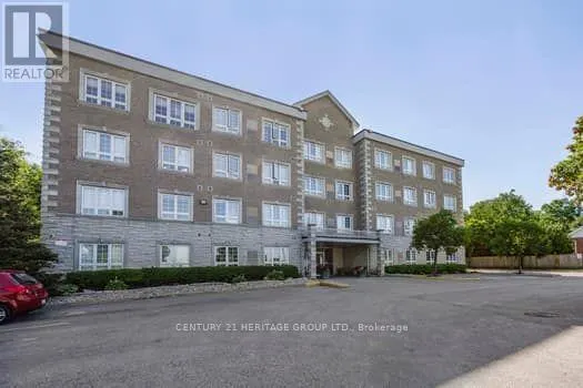 214 - 112 SIMCOE ROAD