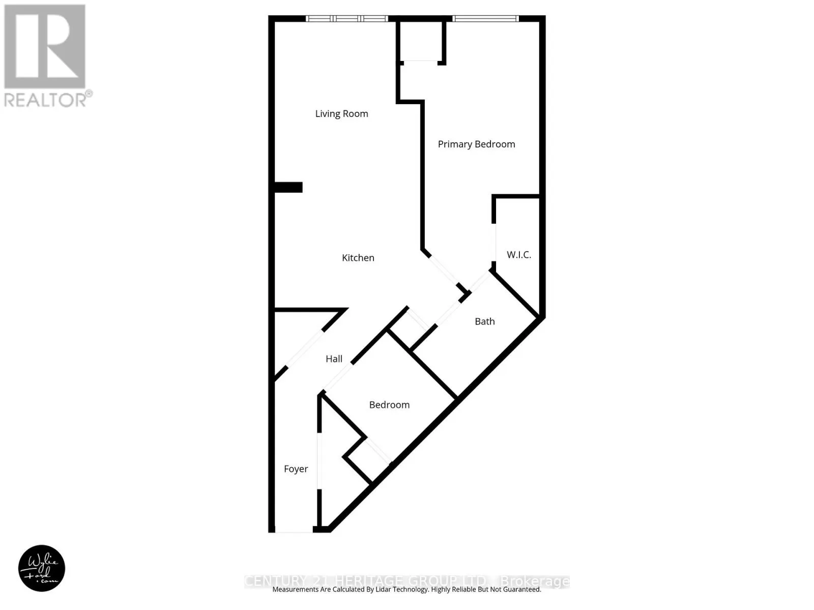 214 - 112 SIMCOE ROAD