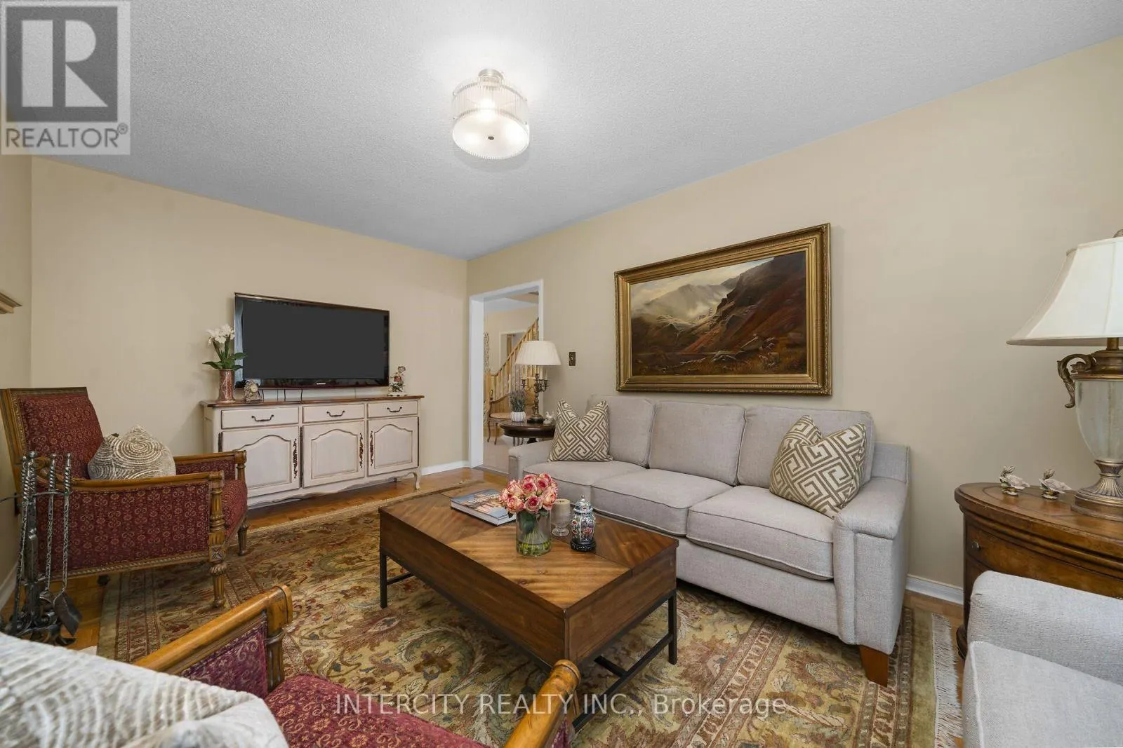 35 AVRO ROAD