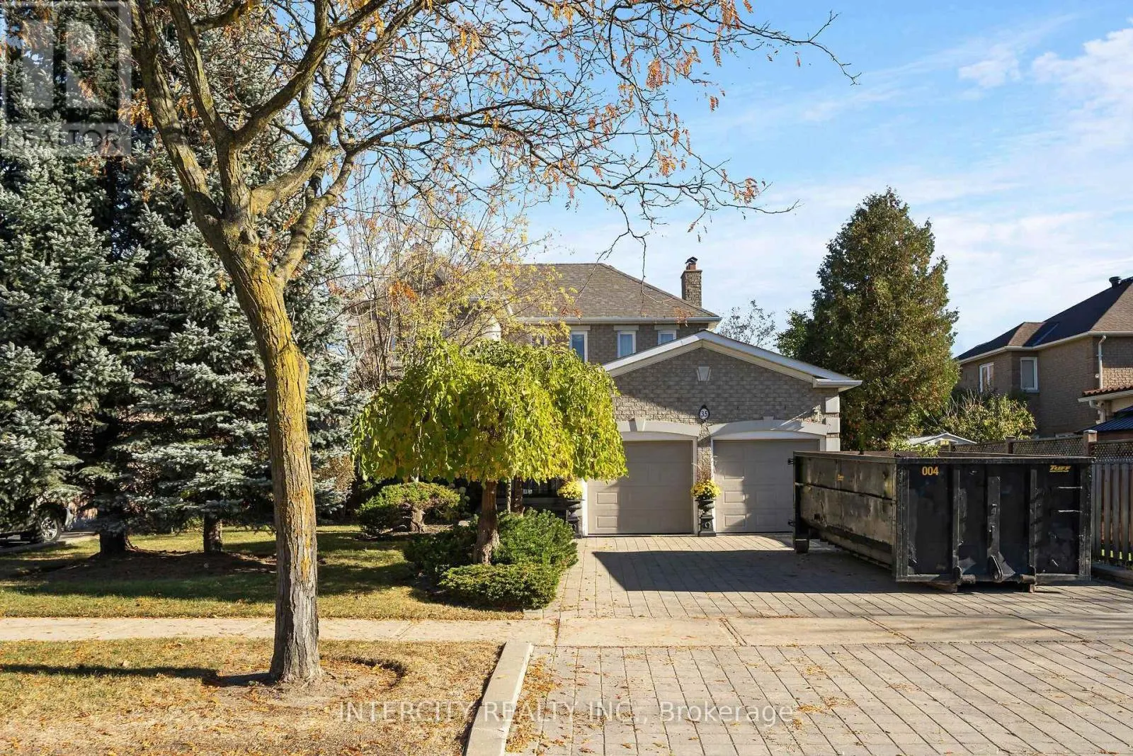 35 AVRO ROAD