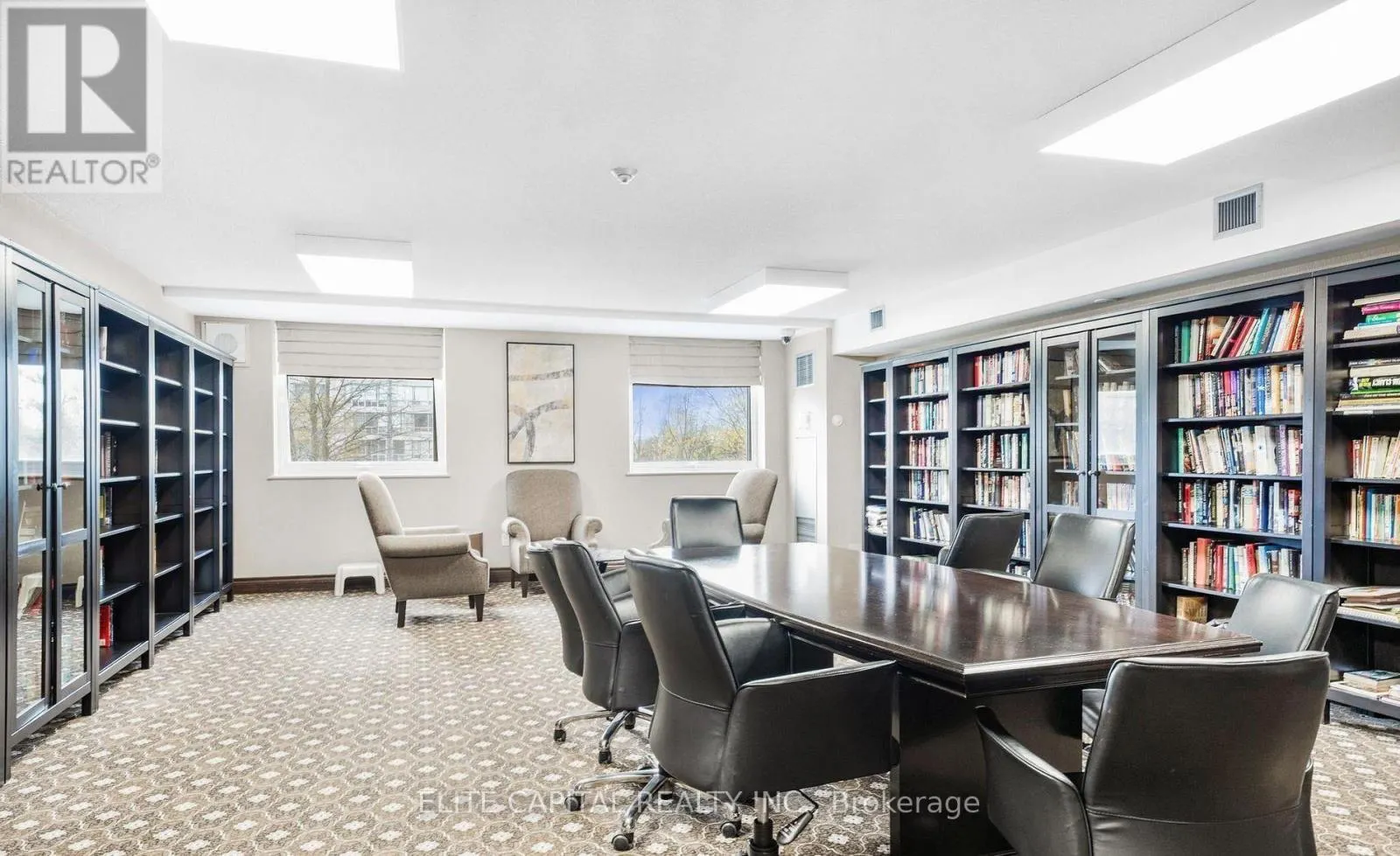 115 - 326 MAJOR MACKENZIE DRIVE E