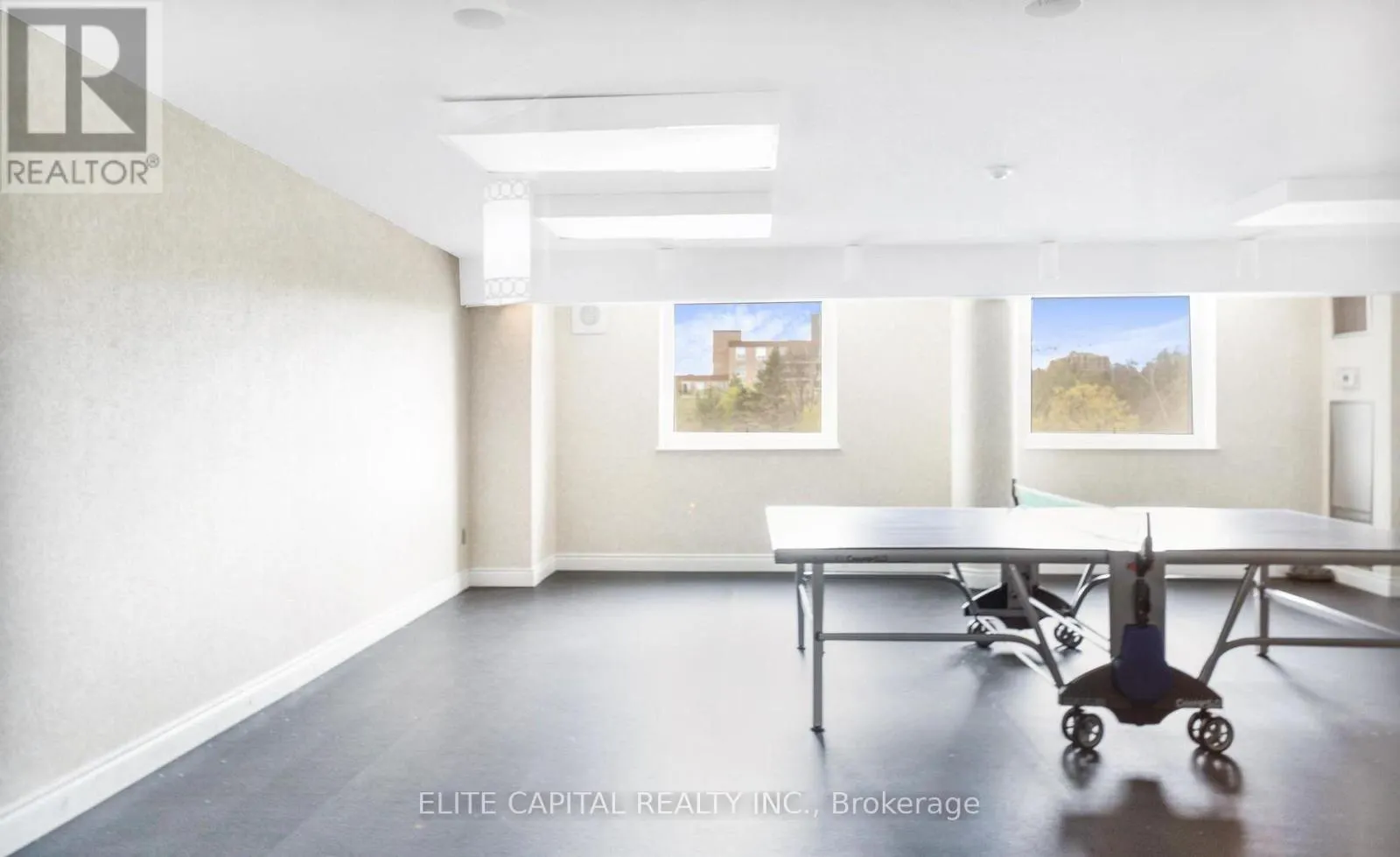 115 - 326 MAJOR MACKENZIE DRIVE E