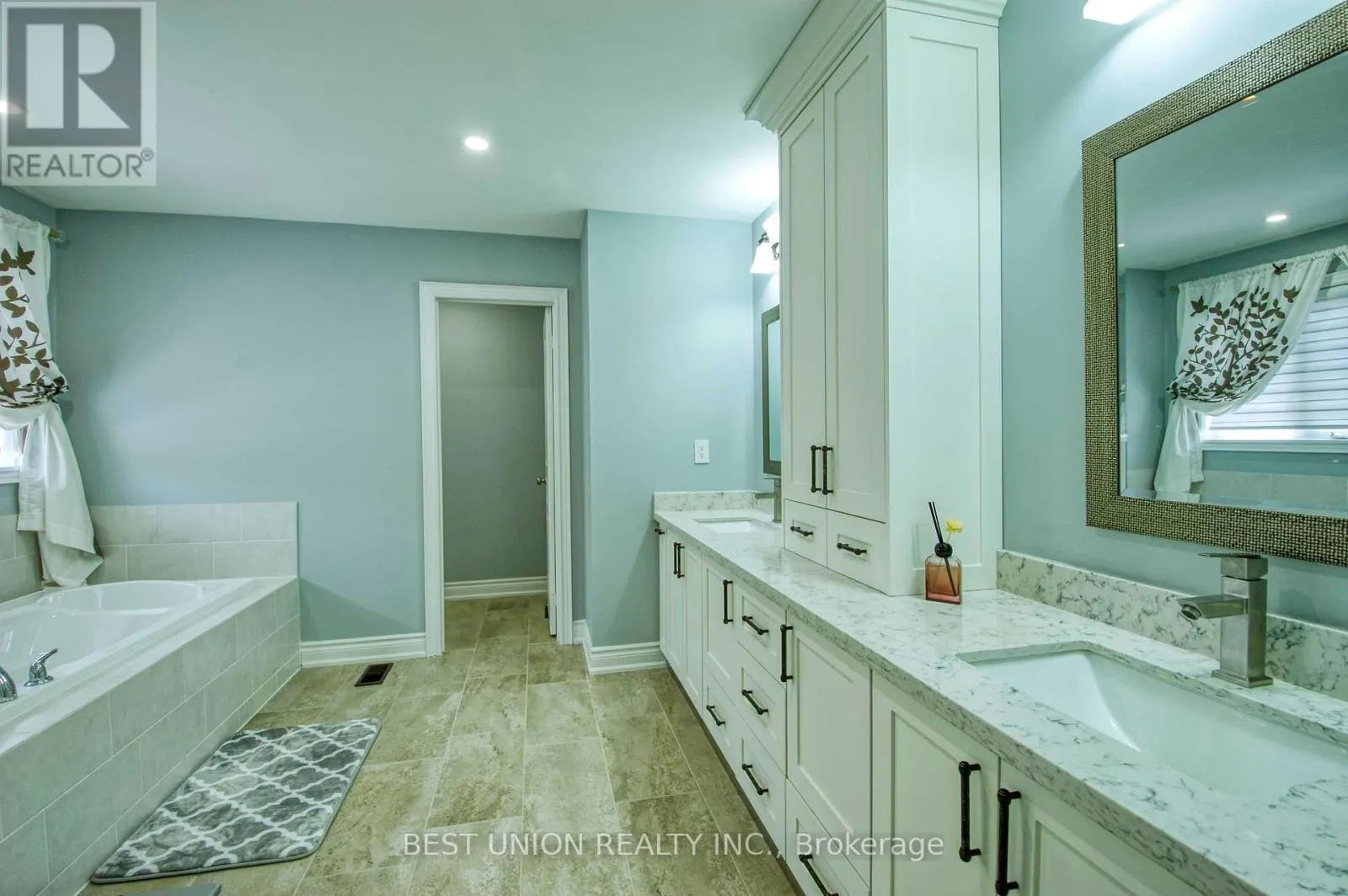 1183 MCTAVISH DRIVE