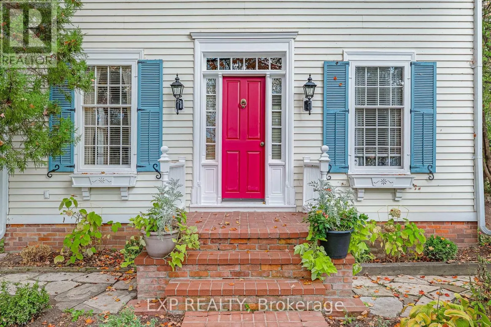 9 TURNER STREET