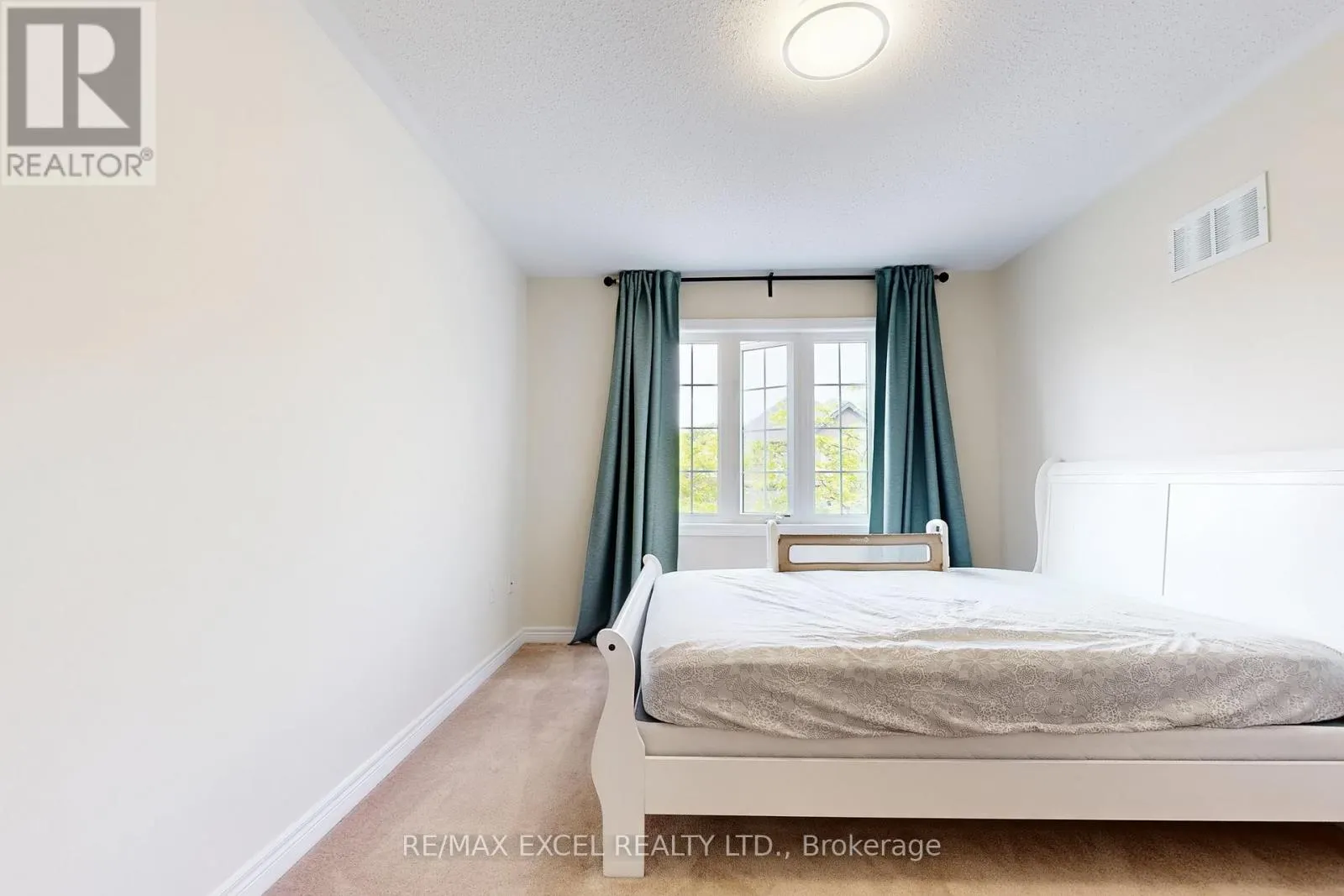 9 SUNNYSIDE HILL ROAD