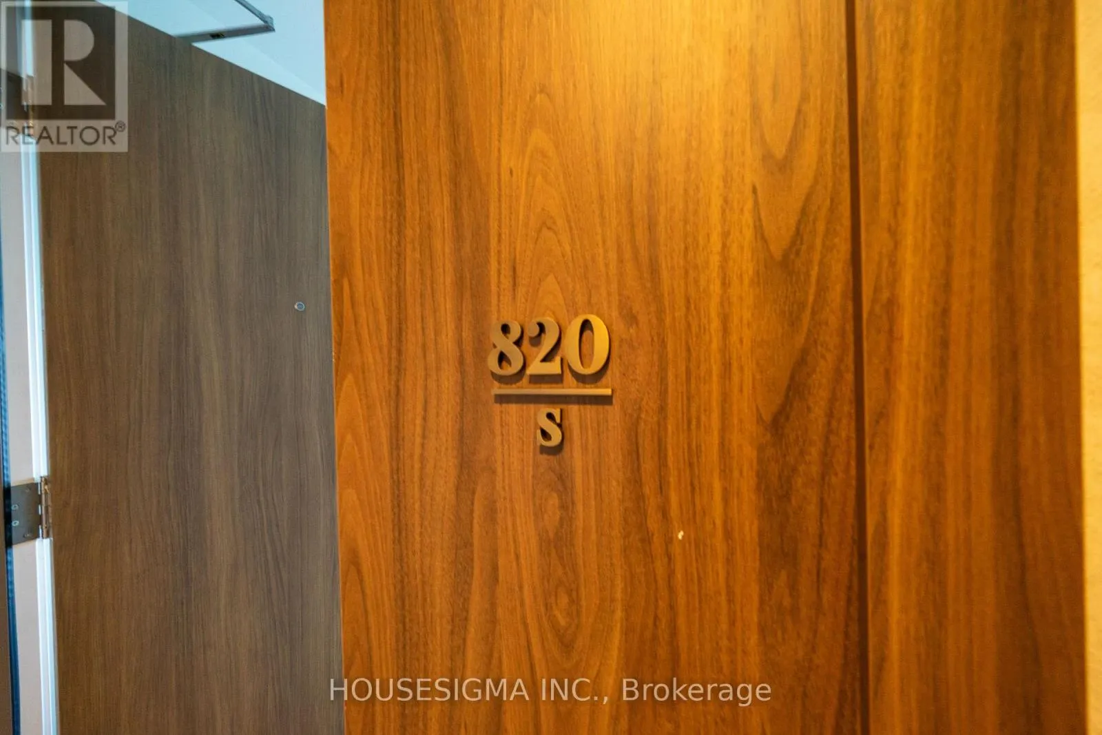 820 - 8188 YONGE STREET