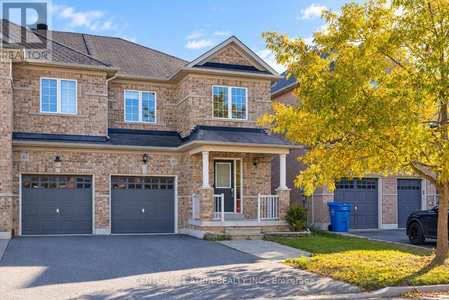 85 VERA LYNN CRESCENT