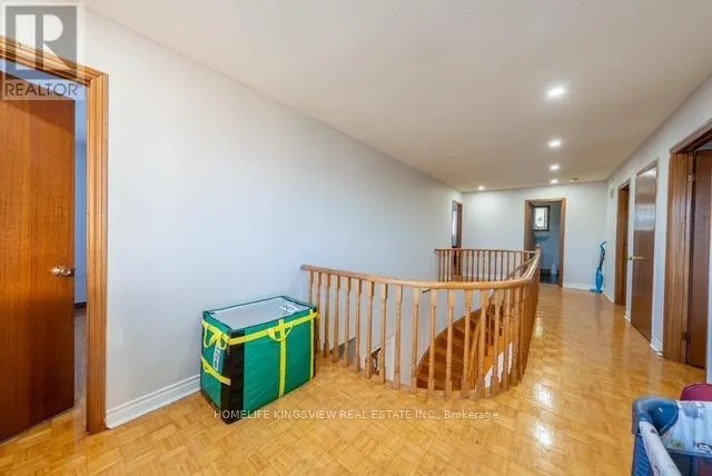 22 KAISER DRIVE