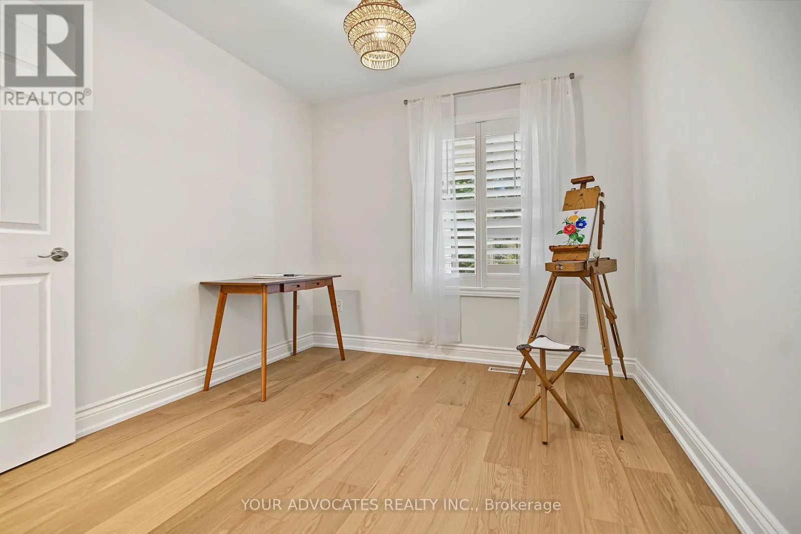 14 LA NEVE AVENUE
