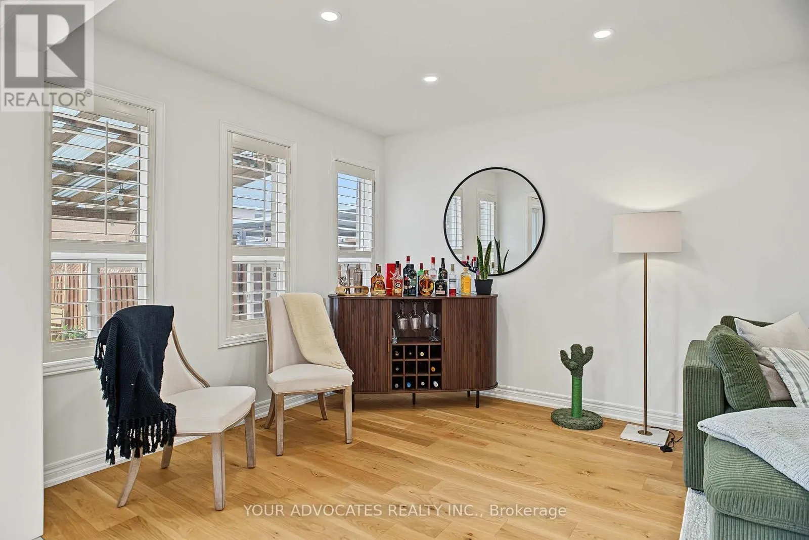 14 LA NEVE AVENUE