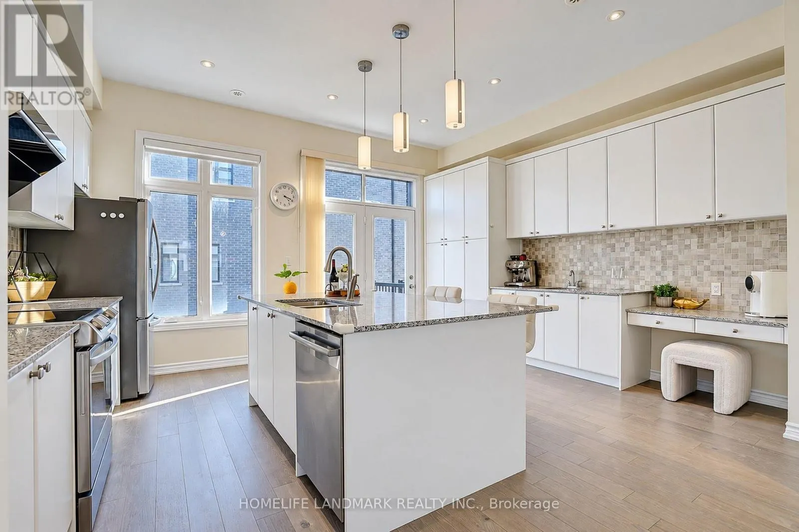 41 GOLDEN TRAIL