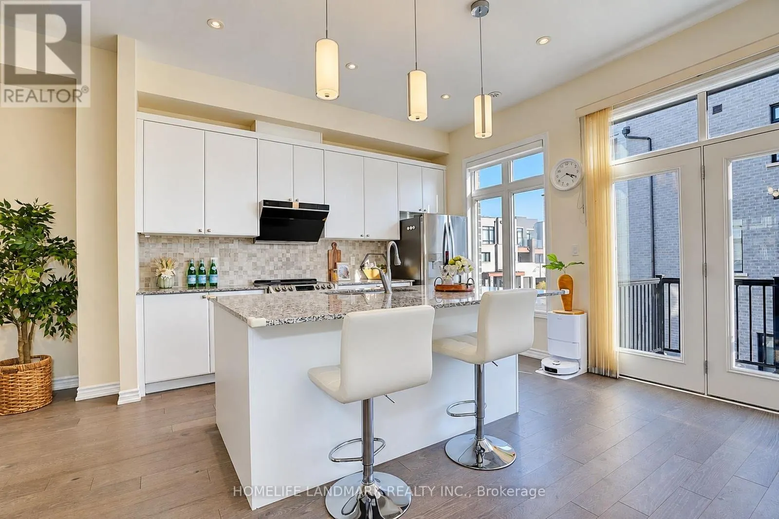 41 GOLDEN TRAIL