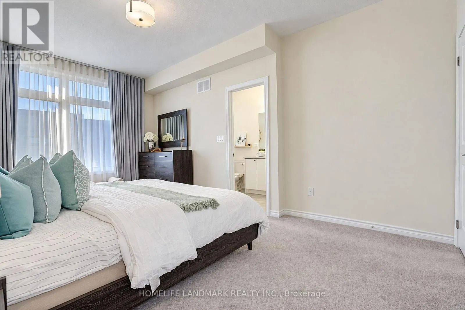 41 GOLDEN TRAIL