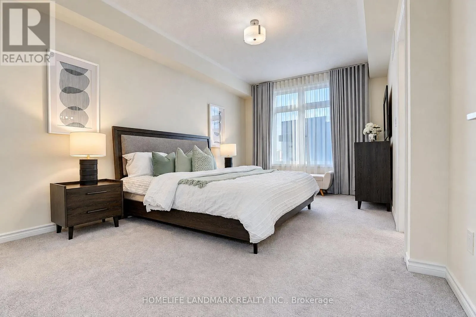 41 GOLDEN TRAIL