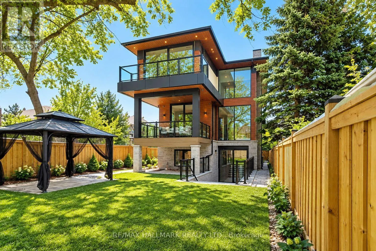 52 WILDWOOD AVENUE
