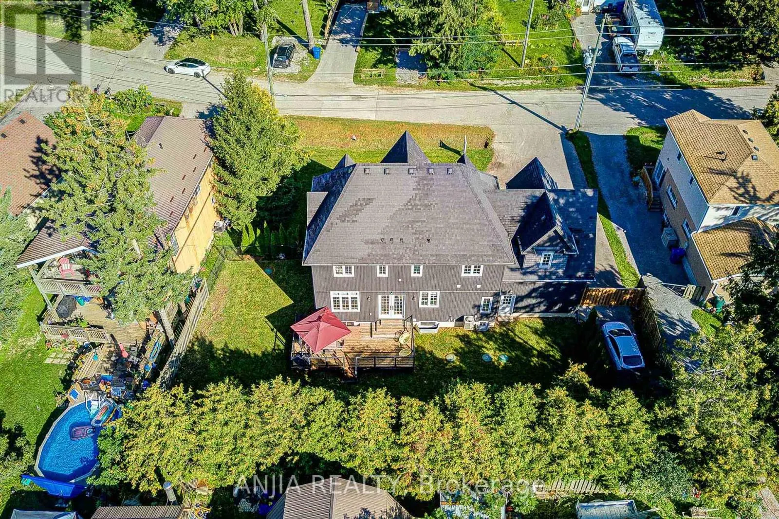 41 VALLEY ROAD