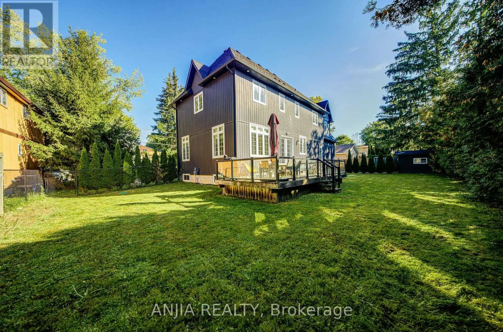 41 VALLEY ROAD