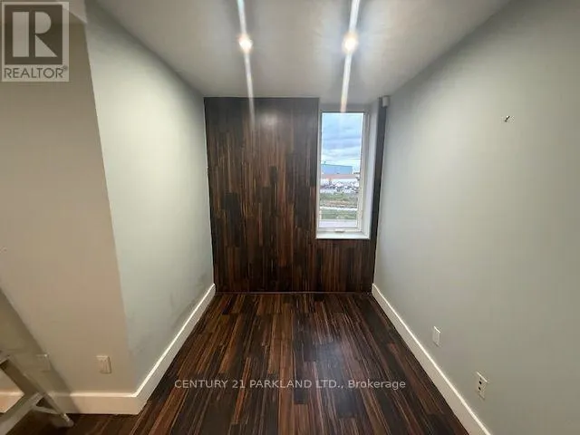 11B - 400 CREDITSTONE ROAD