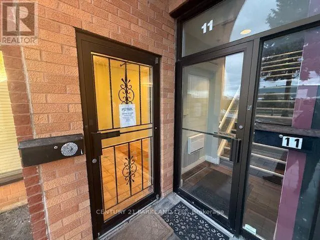 11B - 400 CREDITSTONE ROAD
