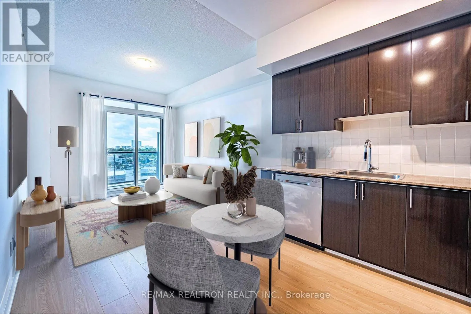 418 - 7161 YONGE STREET